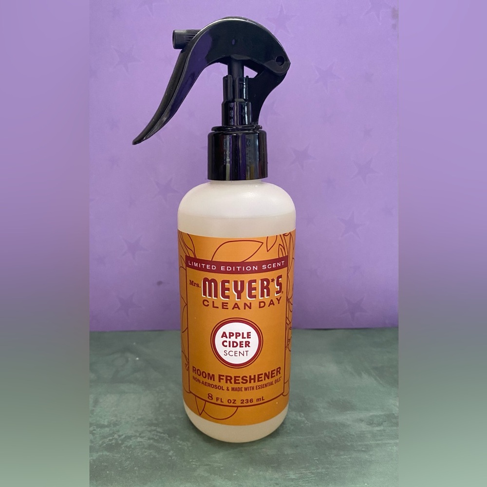 Mrs. Meyer’s Clean Day APPLE CIDER fragrance air freshener 8 ounce room spray
